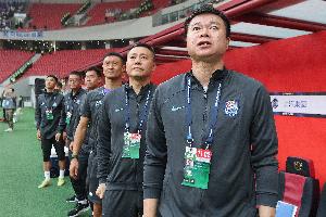 雷竞技中国入口-记者：于根伟赛后最在意谢维军，后者乌龙球后情绪有些低落